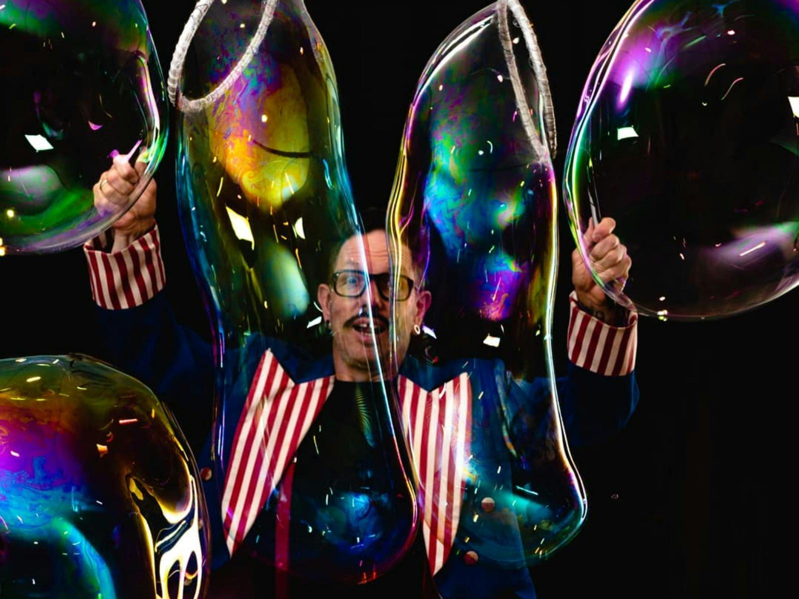 Dr Hubble's Bubbles
