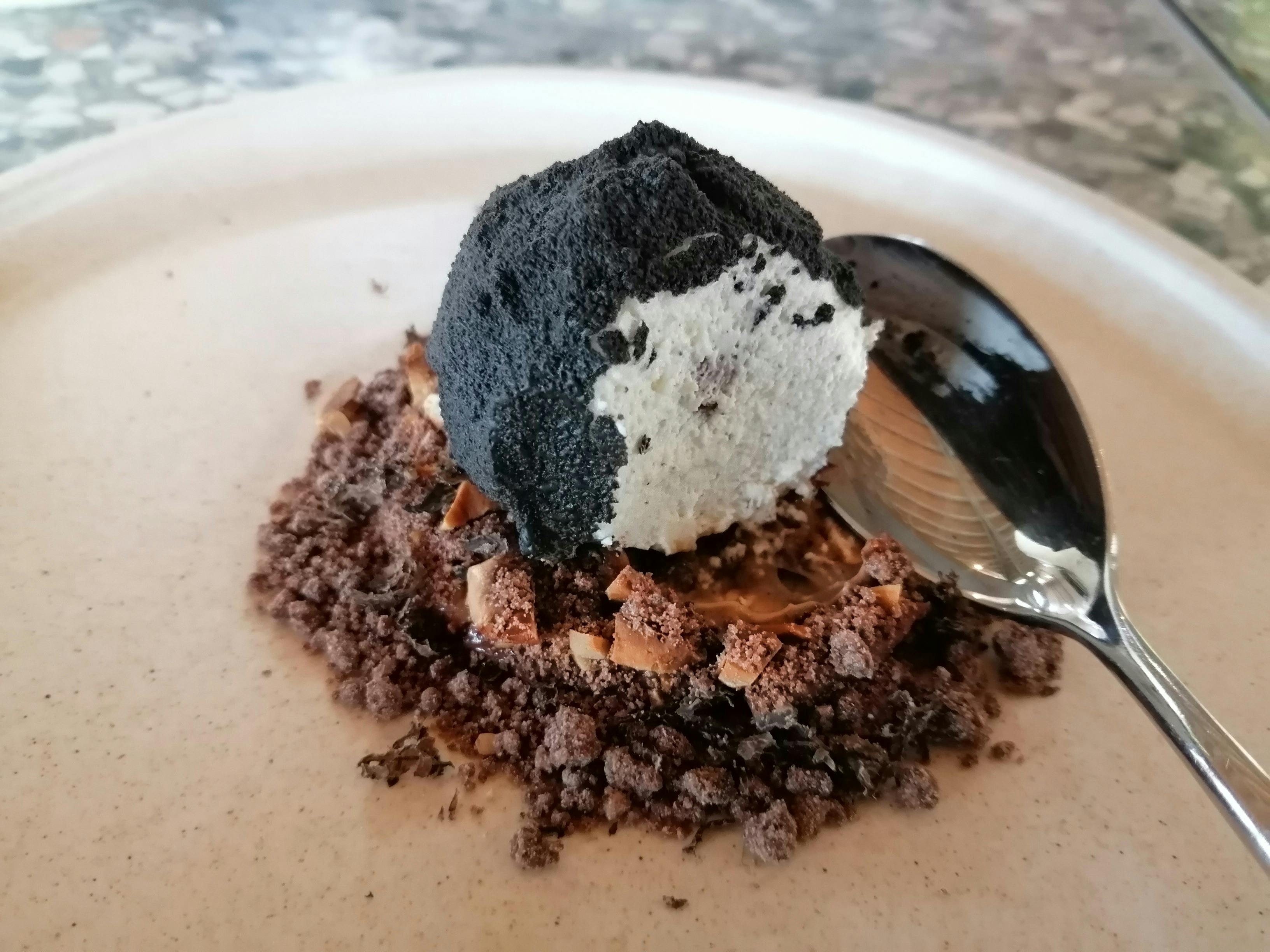 Icecream , truffle and chocolate