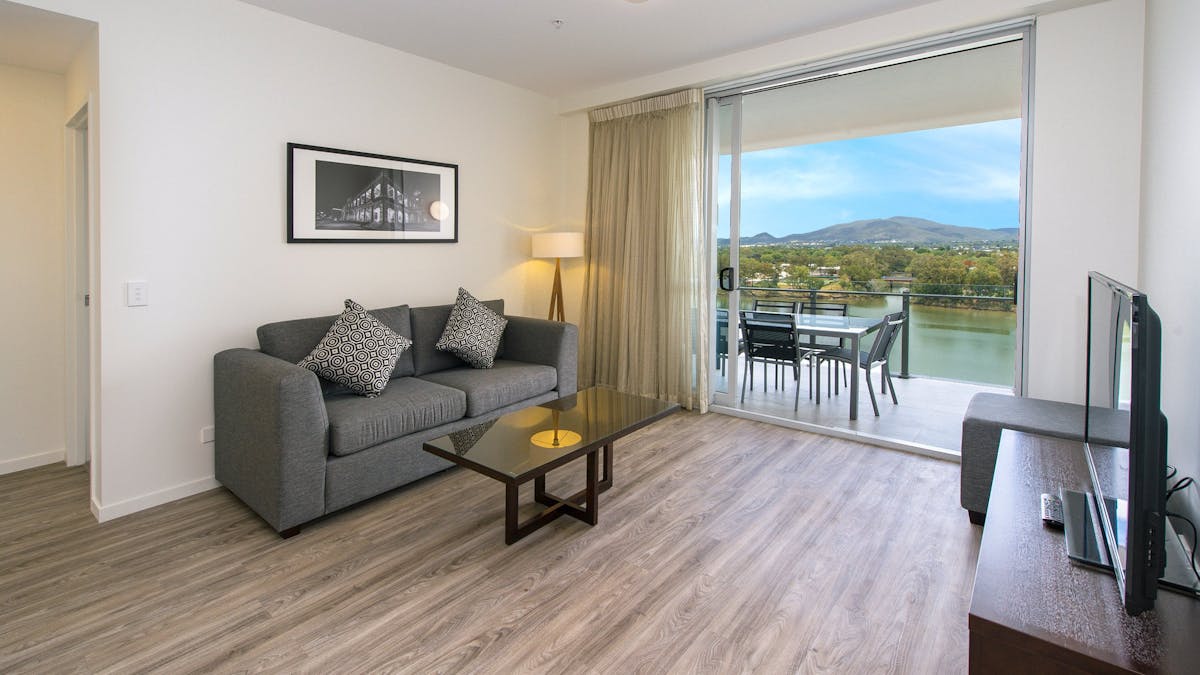 Empire Apartment Hotel