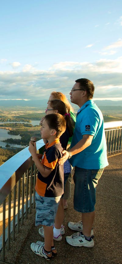 Family looking over Canberra from the Telstra Tower lookout