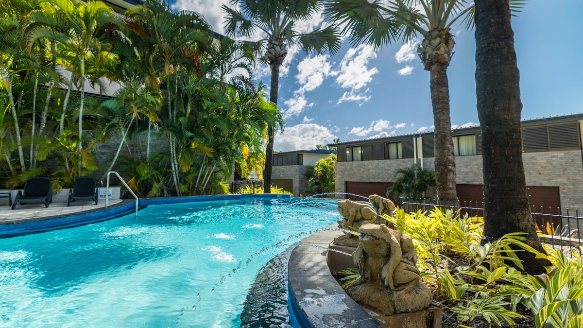 swimming pool