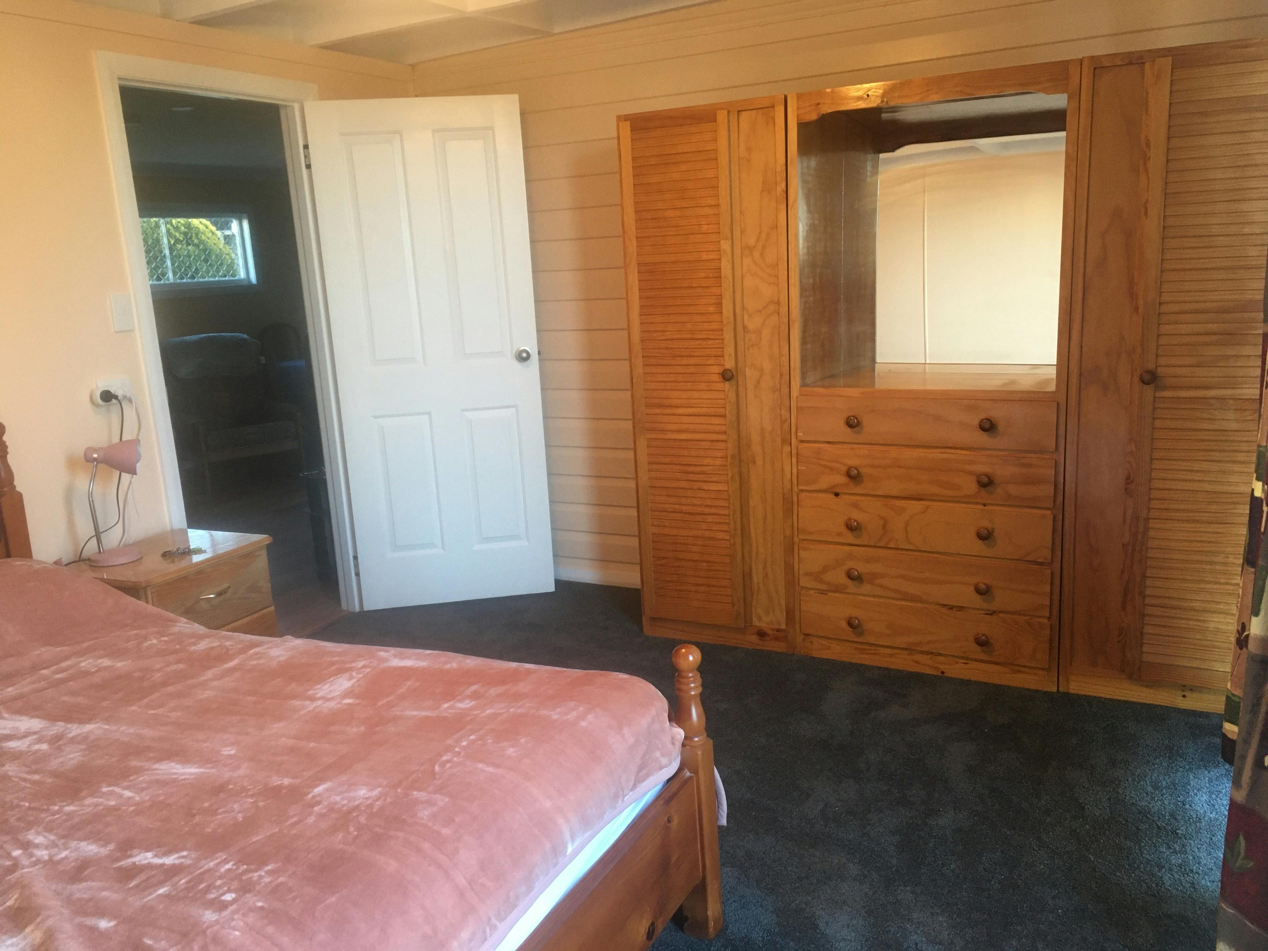 QSベッドのあるベッドルーム