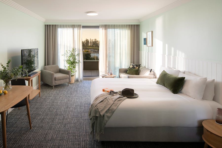 Deluxe Balcony Room
