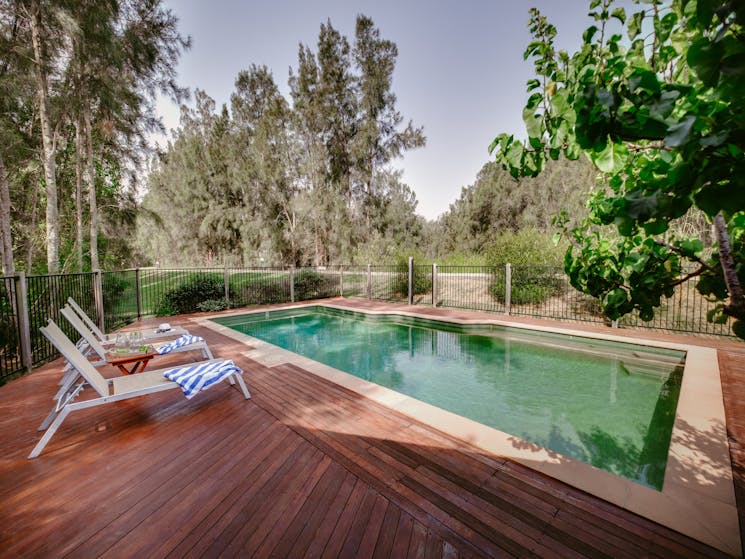 Billabong Cottage - Shared Estate Pool