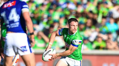Canberra Raiders player Tom Starling passing the ball.