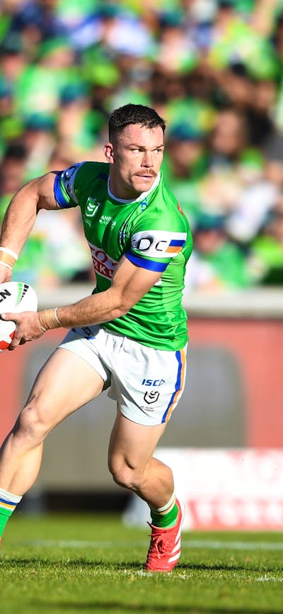 Canberra Raiders player Tom Starling passing the ball.