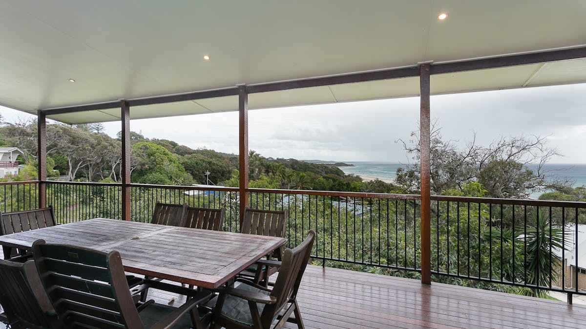 Deck Dining