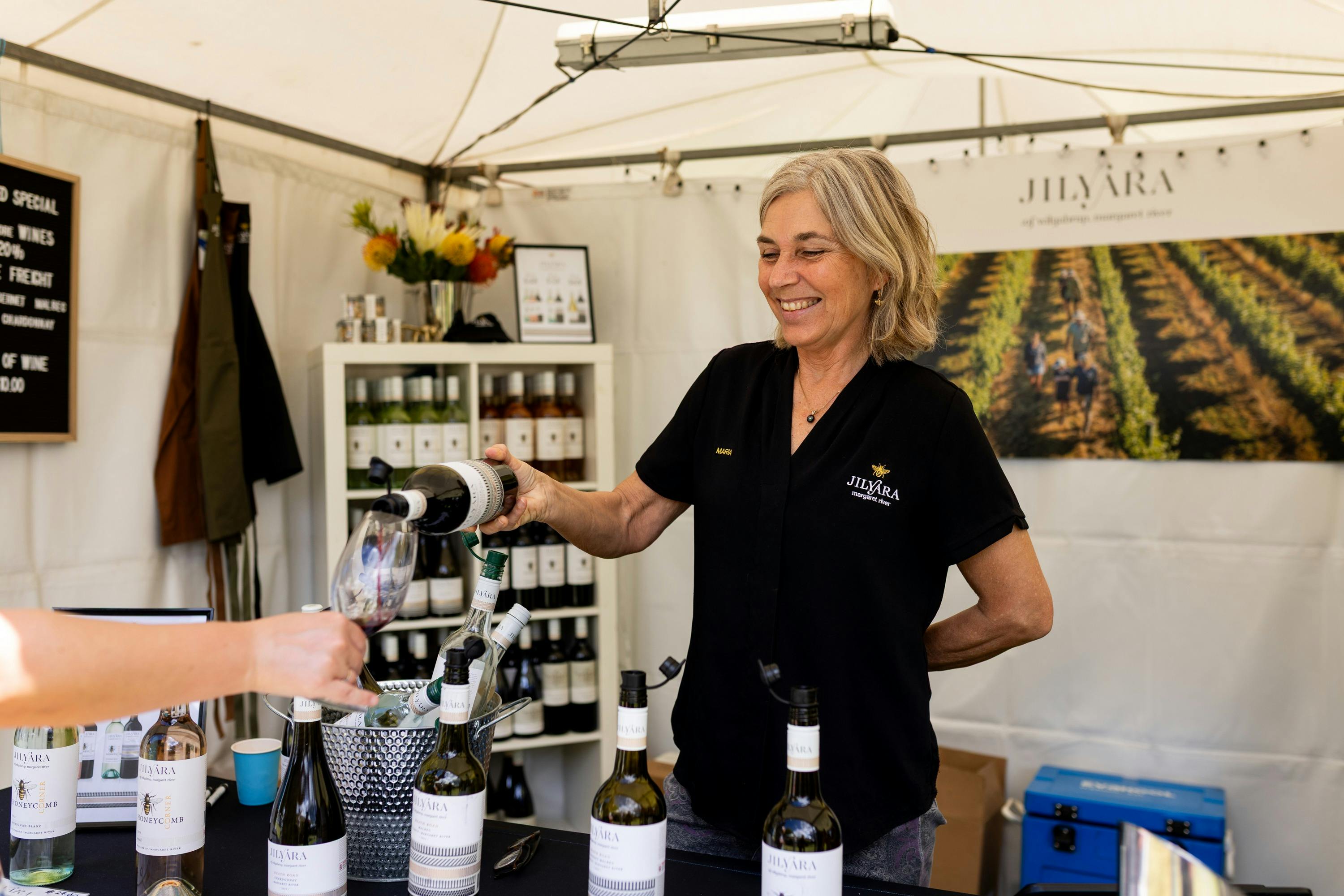 Exhibitor Pouring