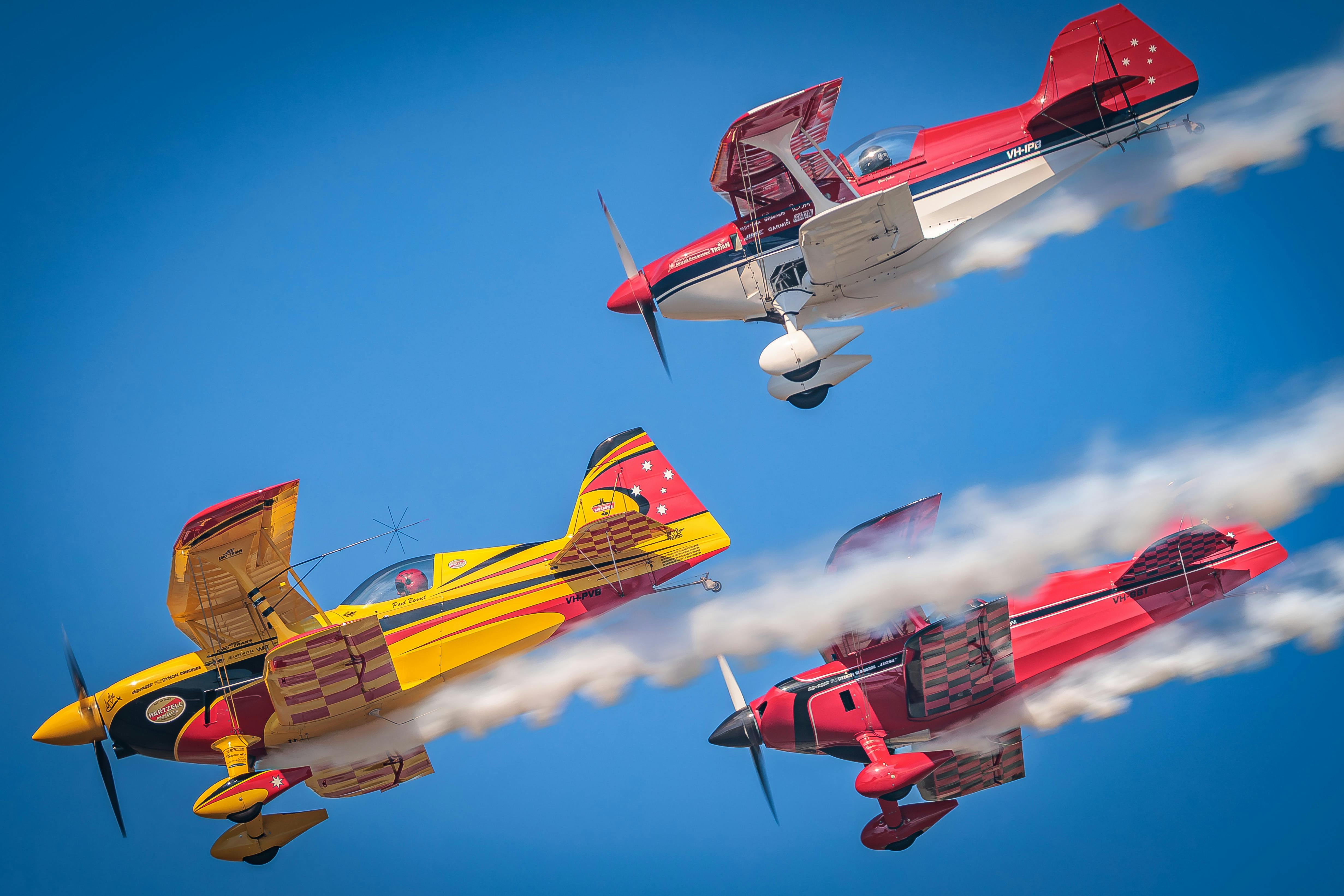 The Sky Aces in tight close formation lead by the Wolf Pitts Pro