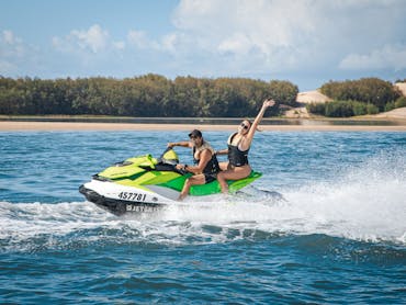 1.5 Hour Safari to South Straddie 1.5 Hour Safari to South Straddie