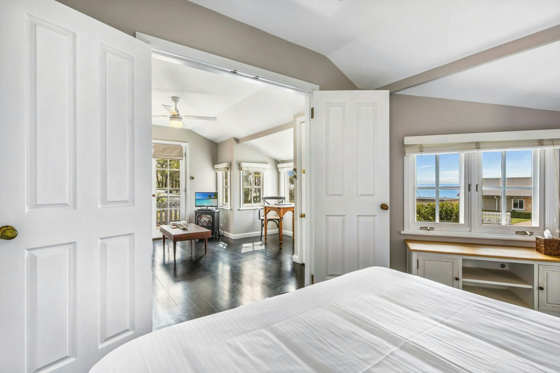 Hyams Beach Seaside Cottages