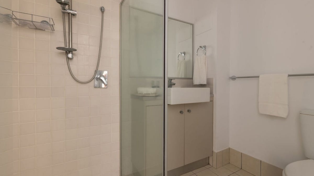 Two bedroom unit in Kingscliff - Bathroom