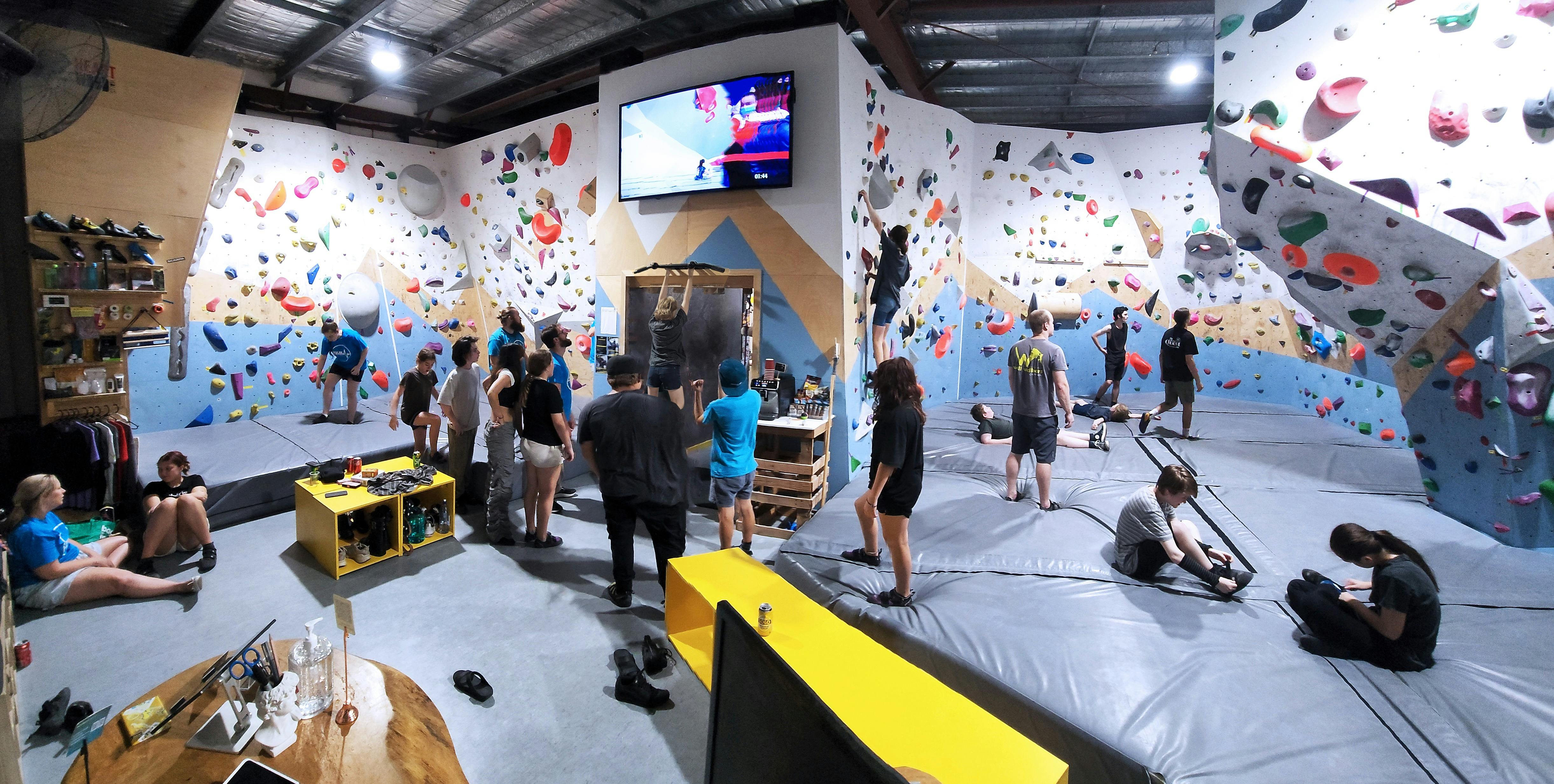 Wall Walkers Bouldering