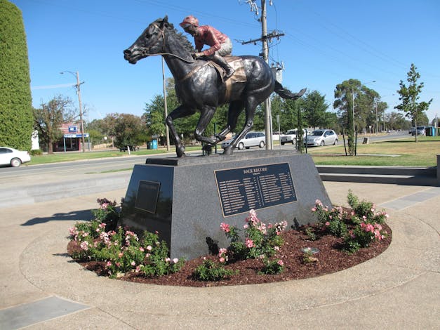 Black Caviar Statue