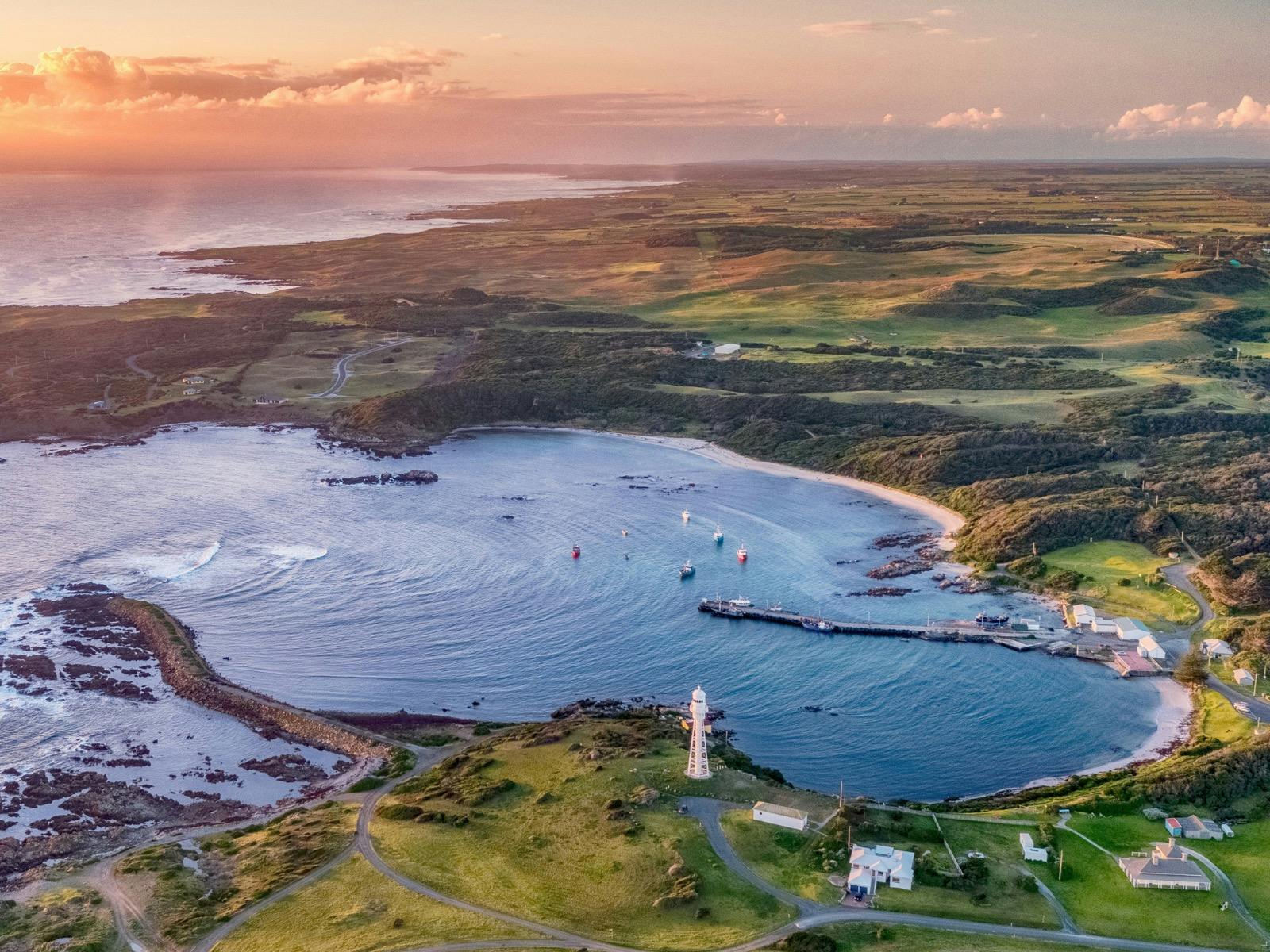 Currie Harbour, King Island