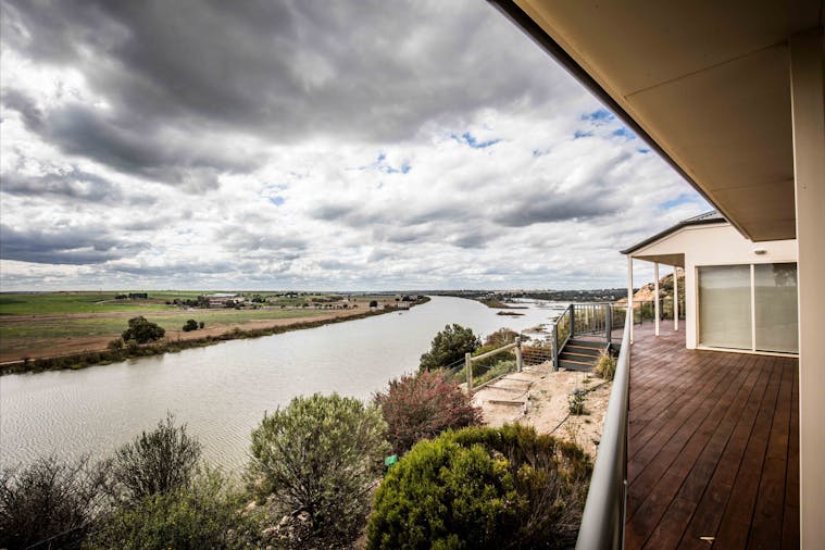 40c Lookout drive Murray Bridge
