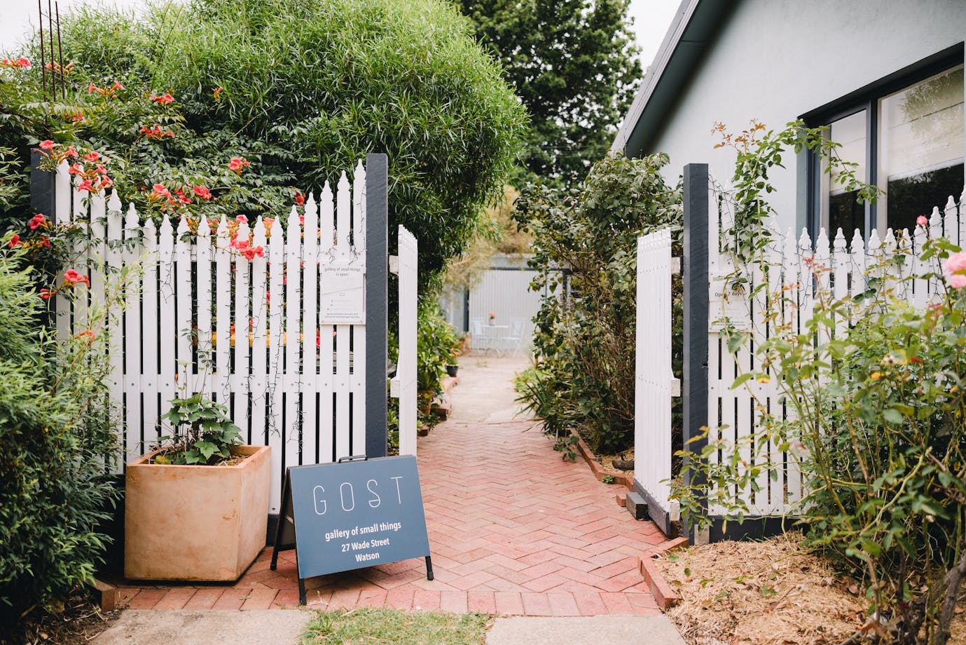 Gallery of Small Things (GOST) entrance