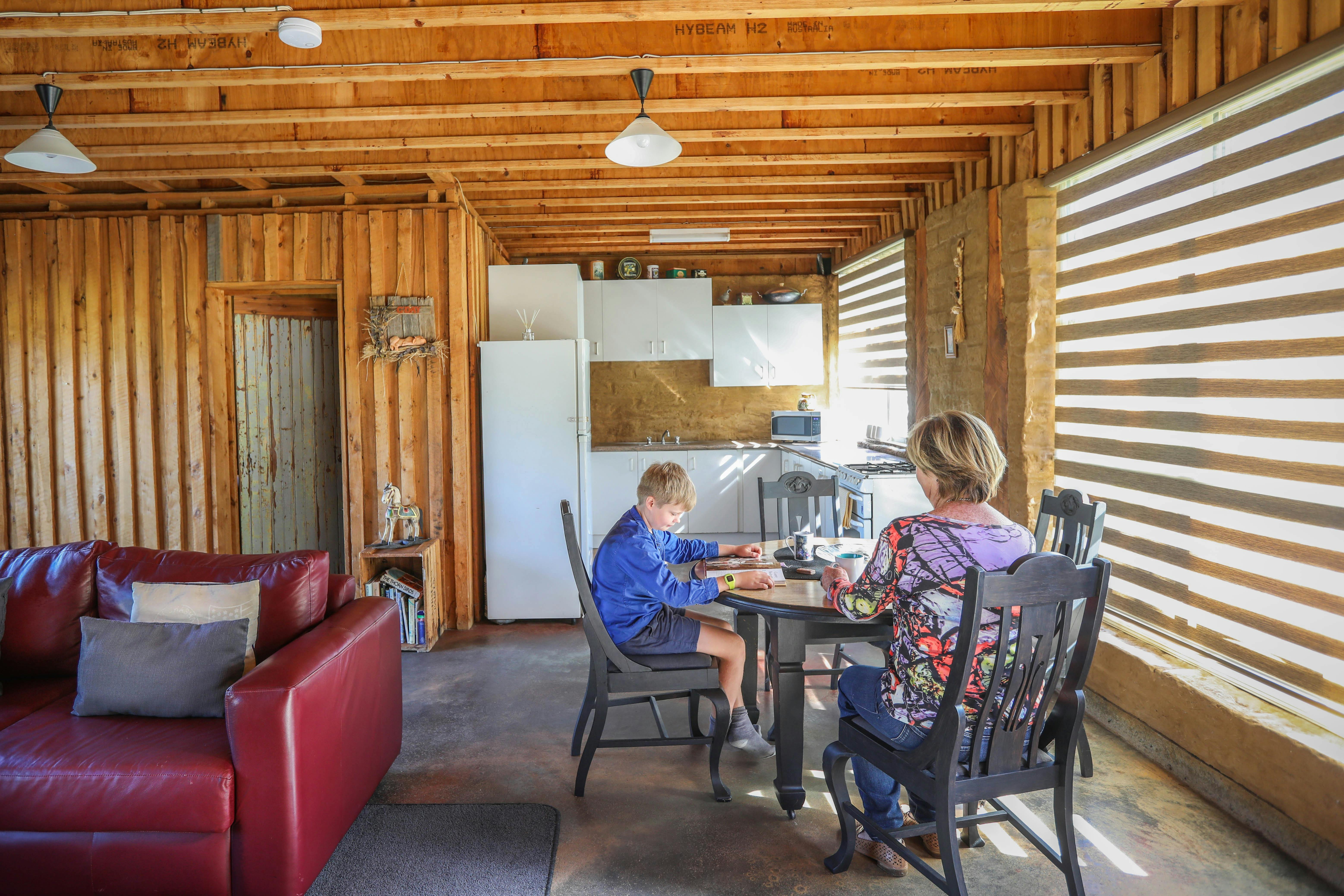 A sunny breakfast spot with a great kitchen to p