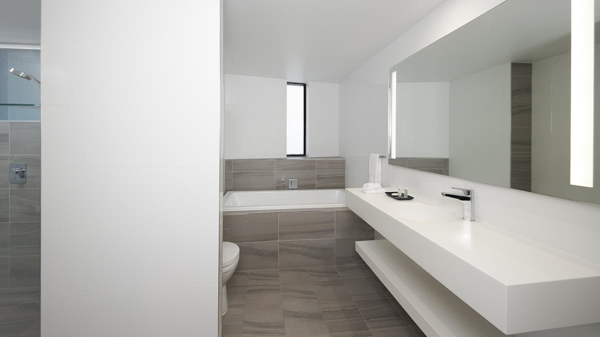 Superior Suite Bathroom
