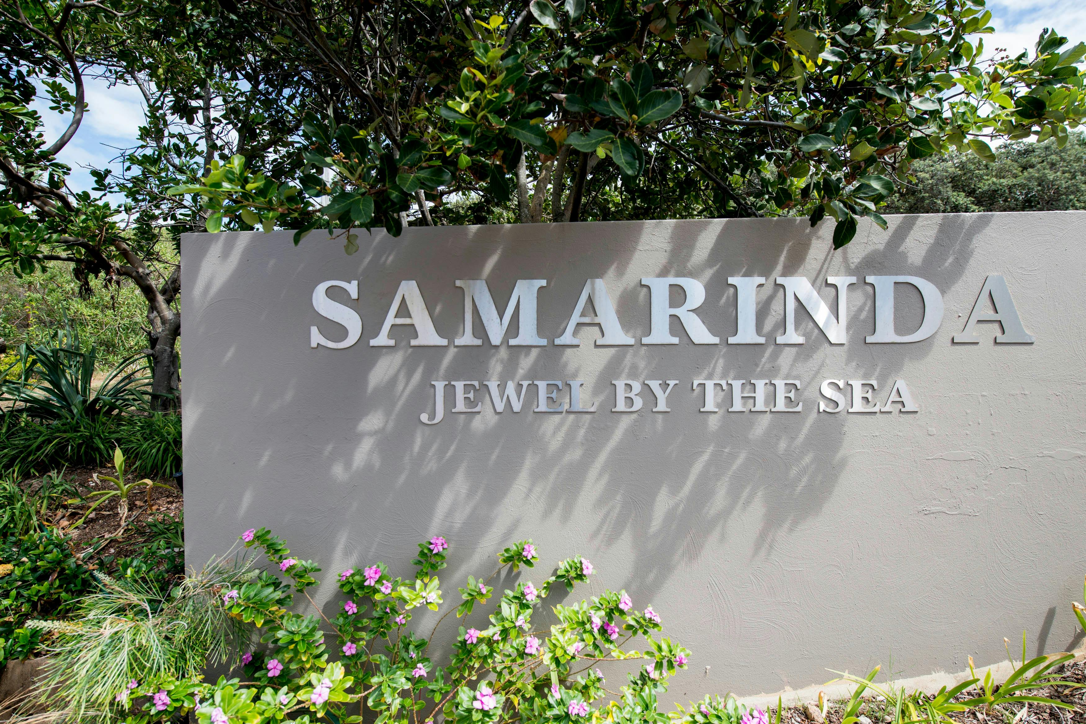 Samarinda Entrance Sign