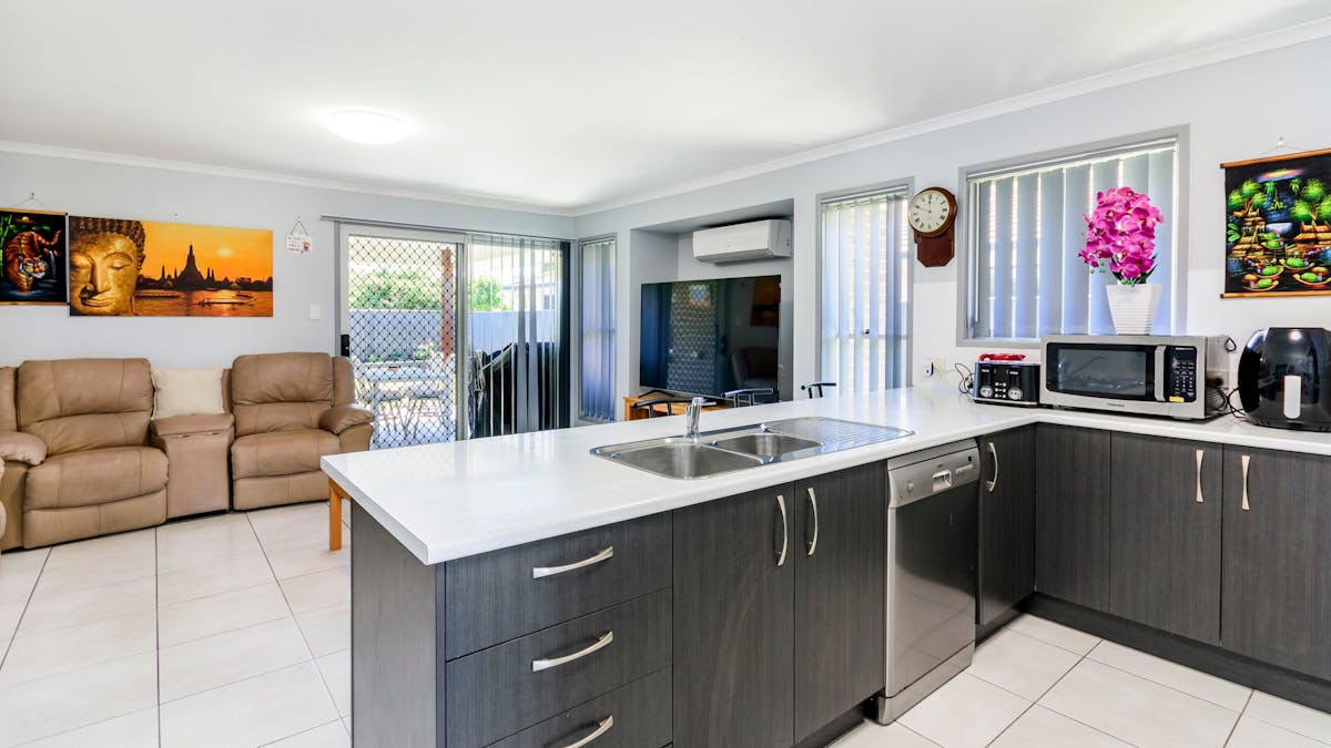 Kitchen and lounge