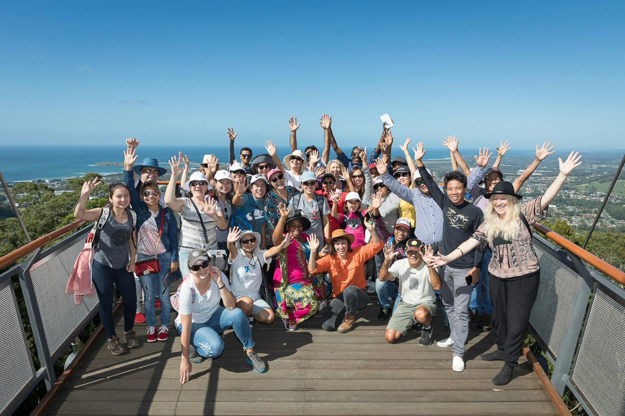 Bring your crew - Forest Sky Pier