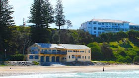 The club and the pub. Yamba Main Beach.