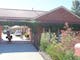 Picture showing the motel entrance and reception on the right