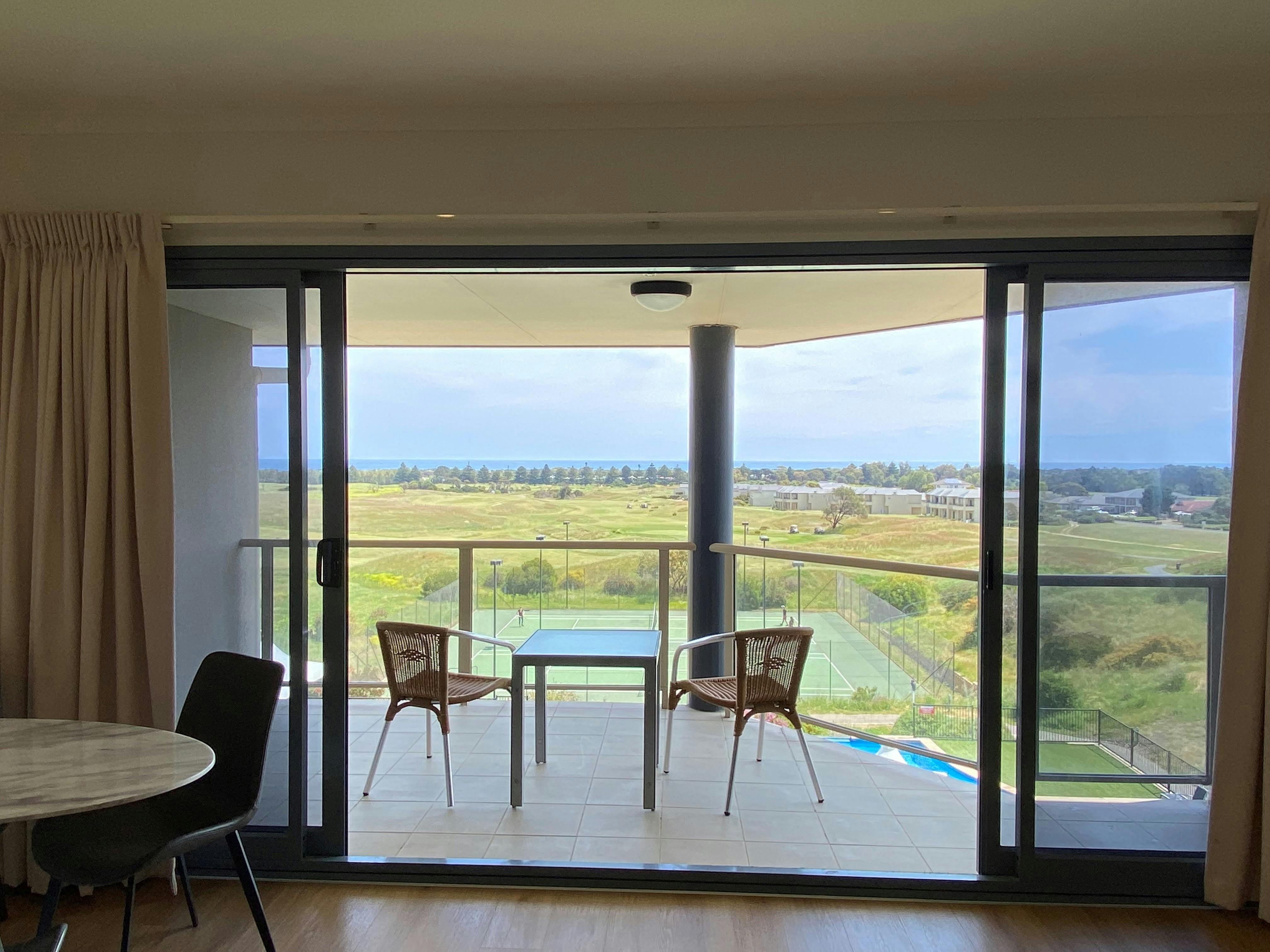 Superior King Spa Suite