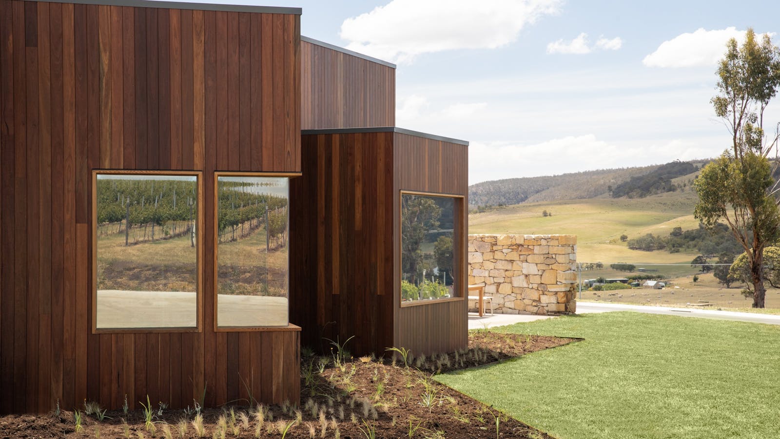 SISU Winery Cellar Door Exterior