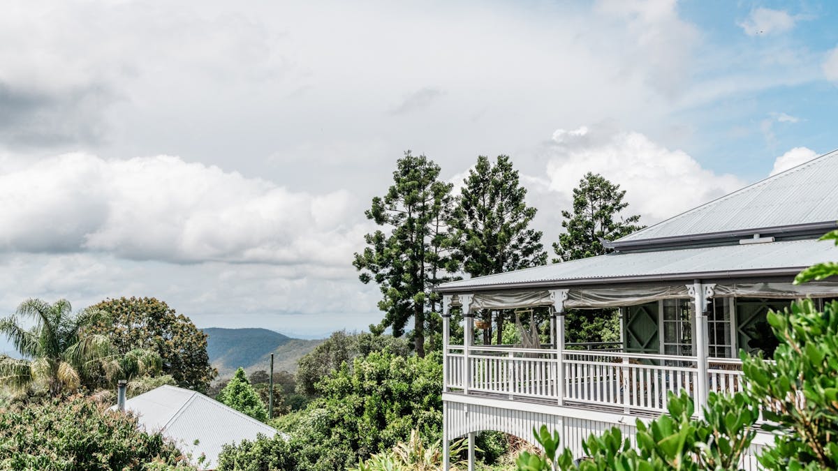 Stunning views of Cedar Creek Valley and Moreton Bay Stunning views of Cedar Creek Valley and Moreton Bay
