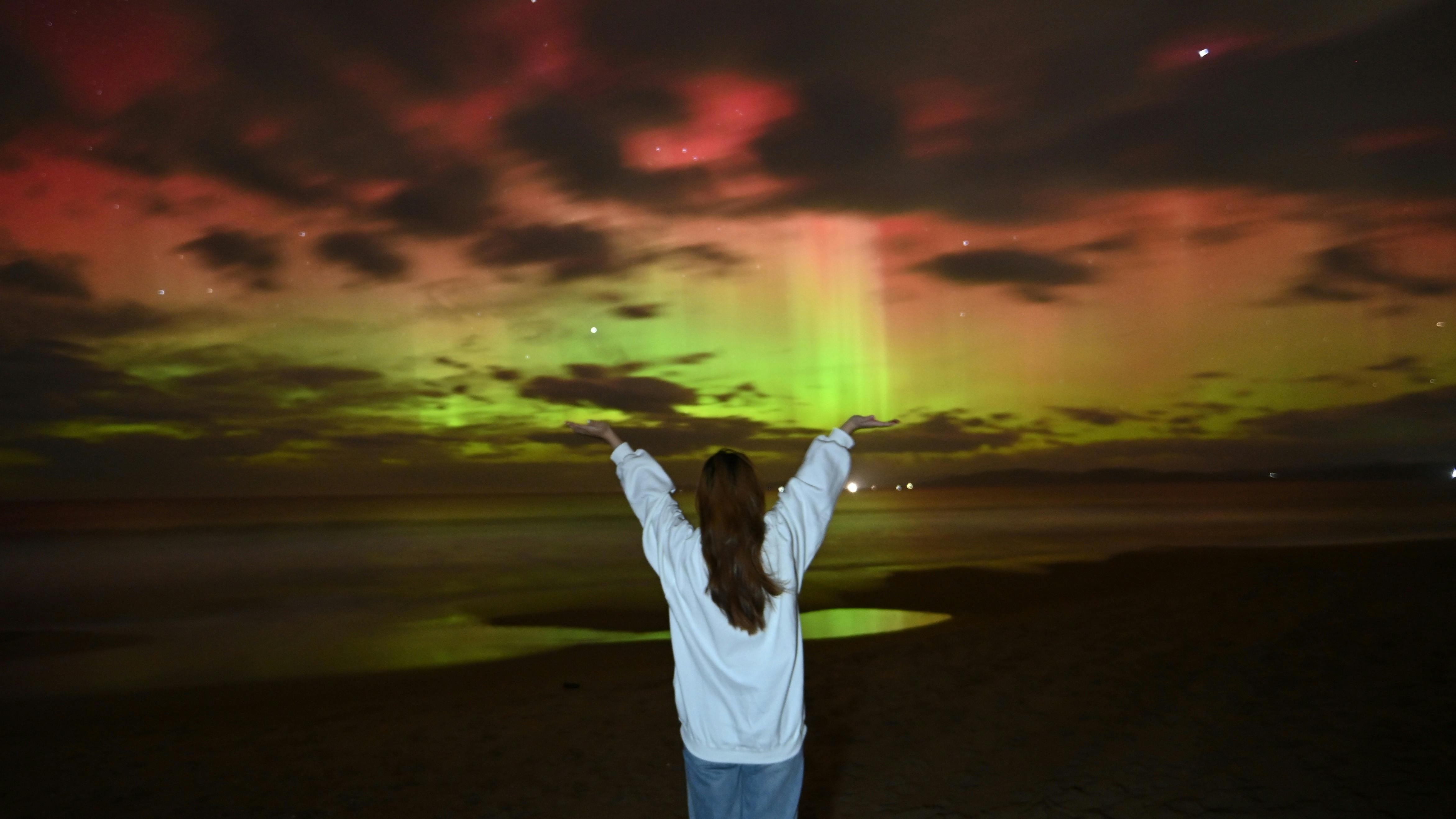 Guests capturing their Aurora experience during one of our guided tours