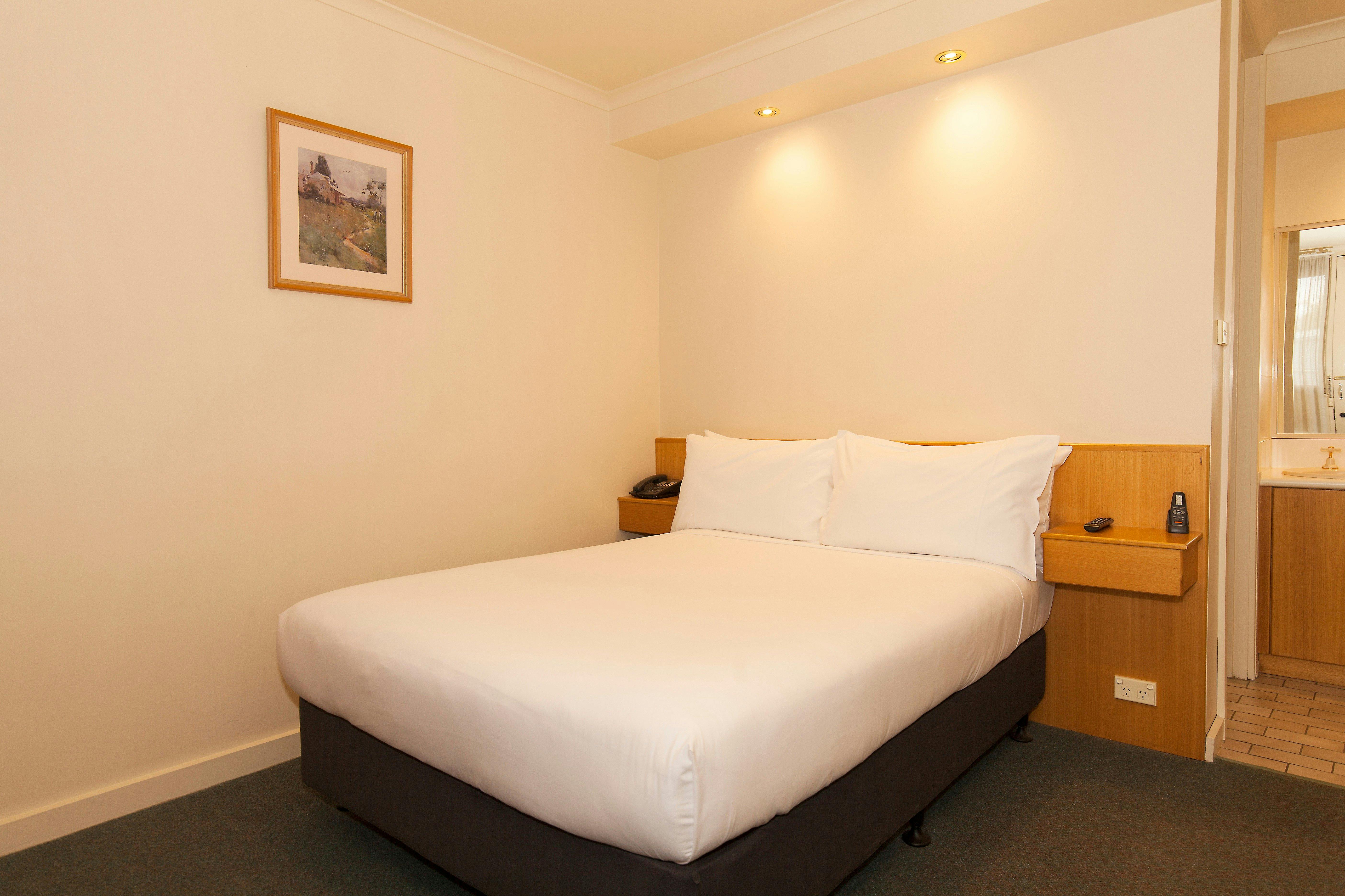 Petite Double Room