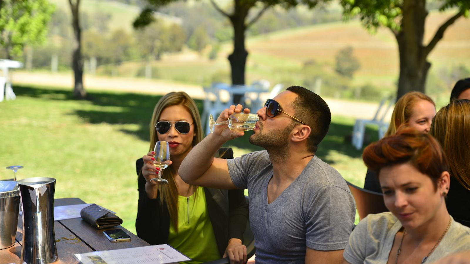 Hunter-Valley-Wine-Tour-Including-lunch-Cheese-&-Chocolate-Tasting-With-Wildlife-Experience
