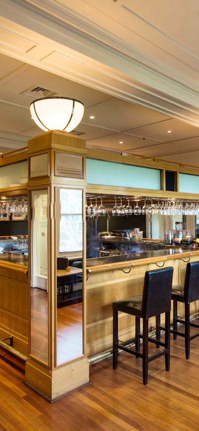 Speaker's Corner Bar