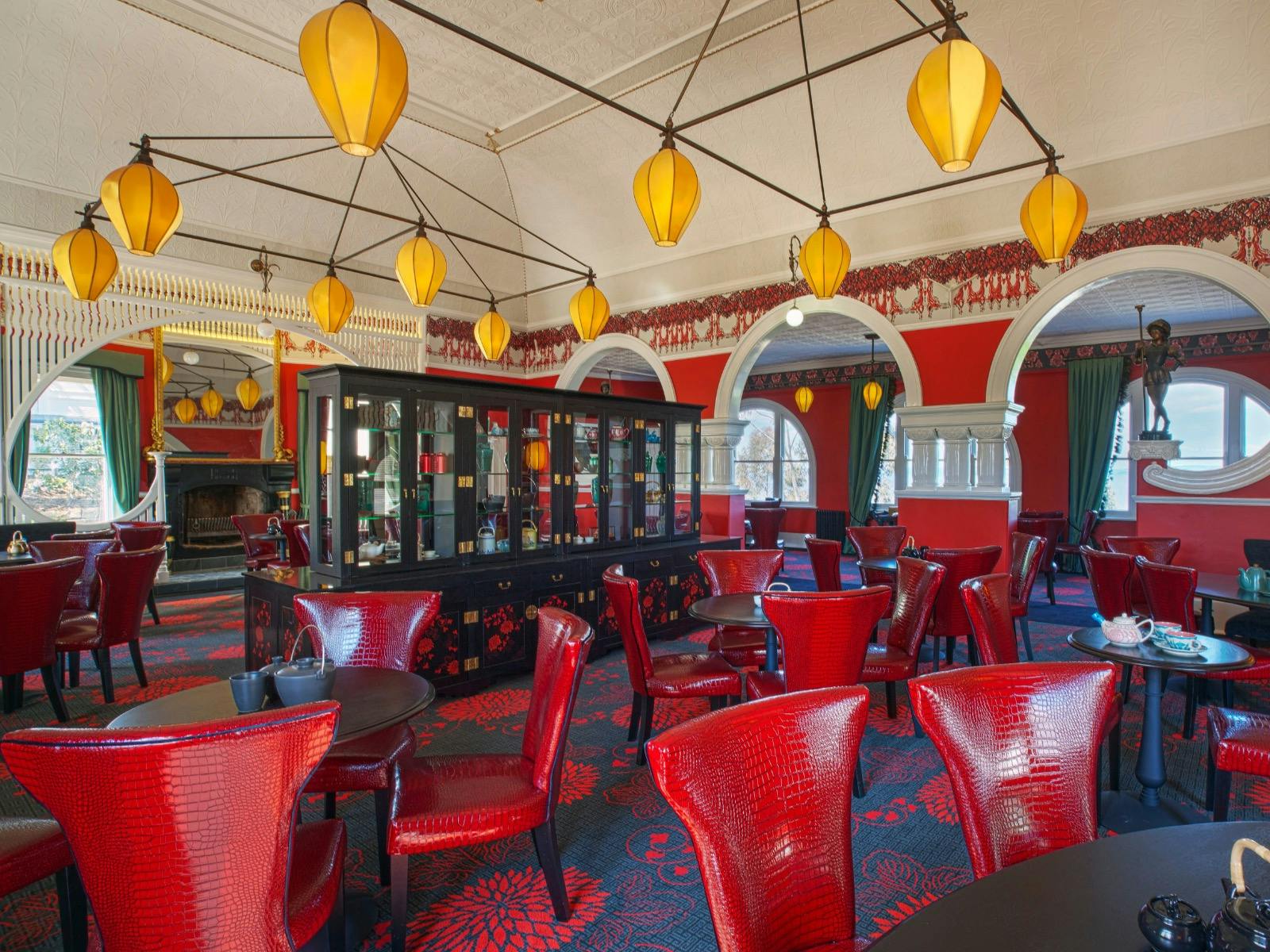 Salon du Thé - Bar and Lounge