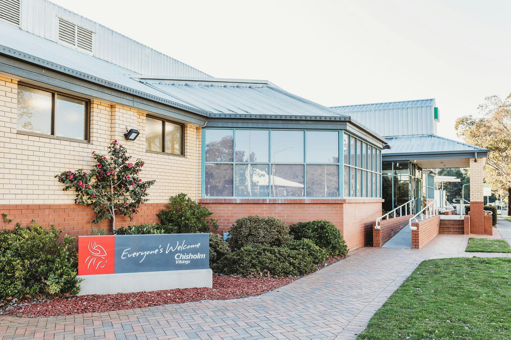 Chisholm Vikings Exterior