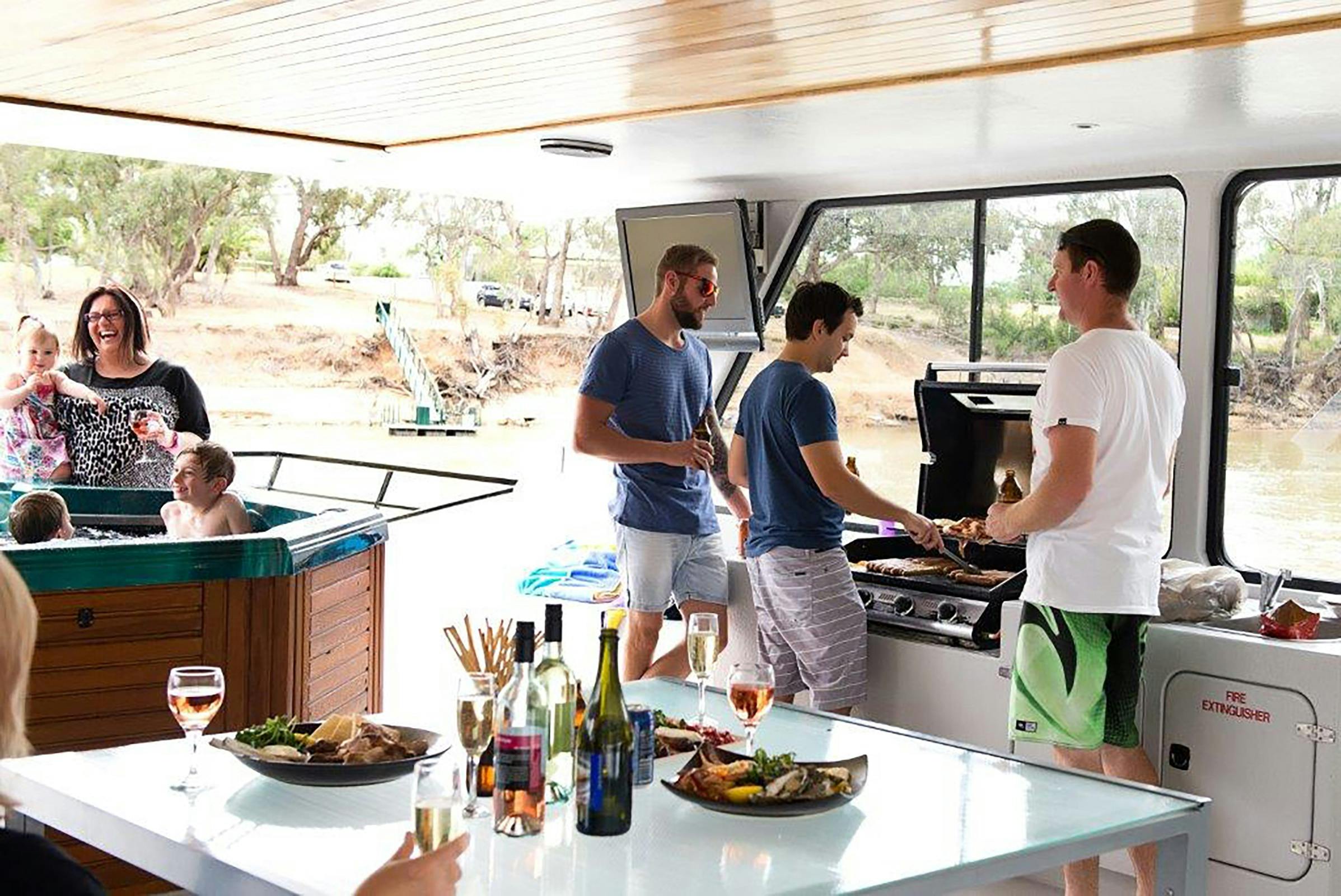 Executive Houseboats
