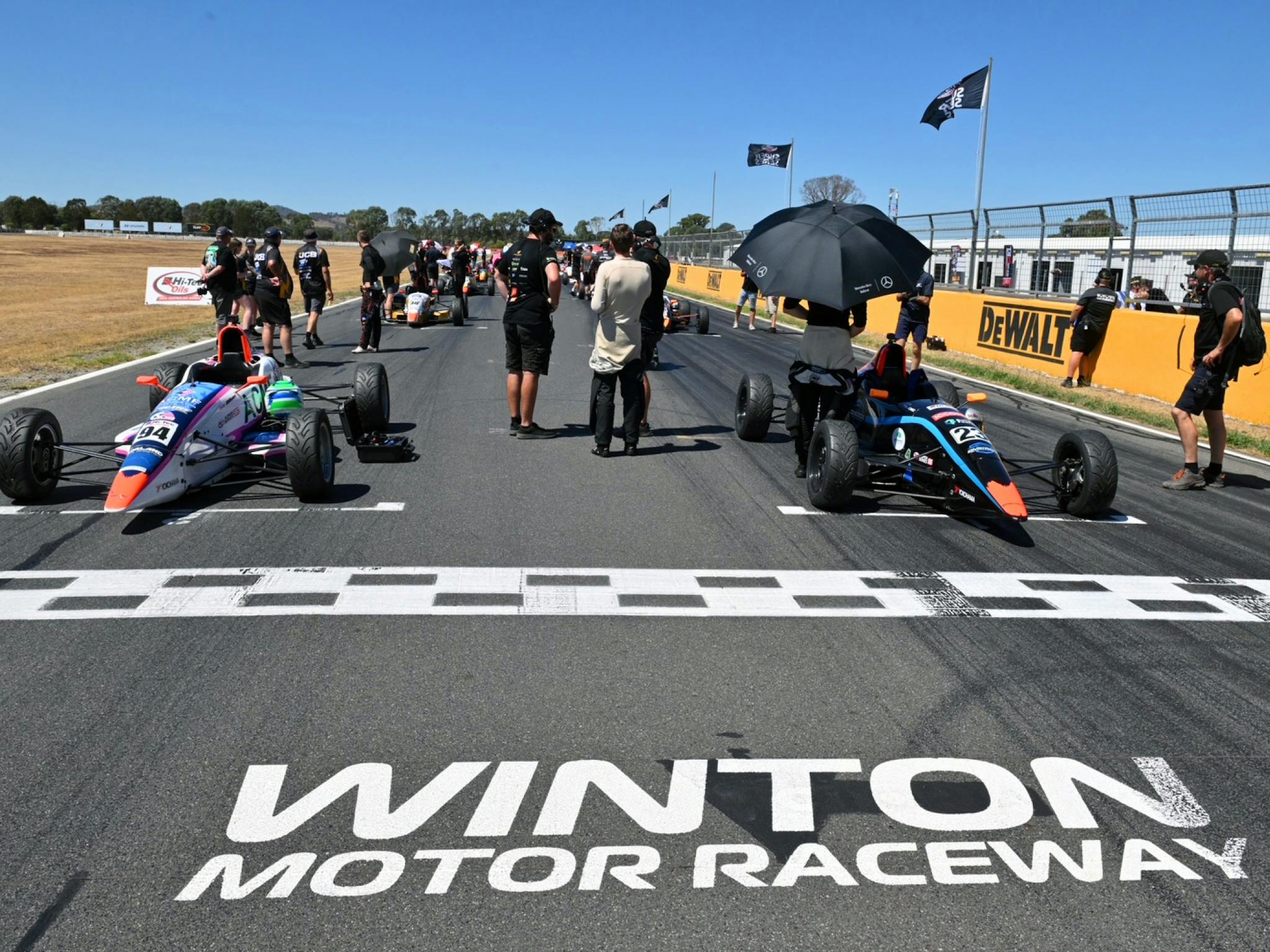 Formula Fords on the grid at Winton Raceway