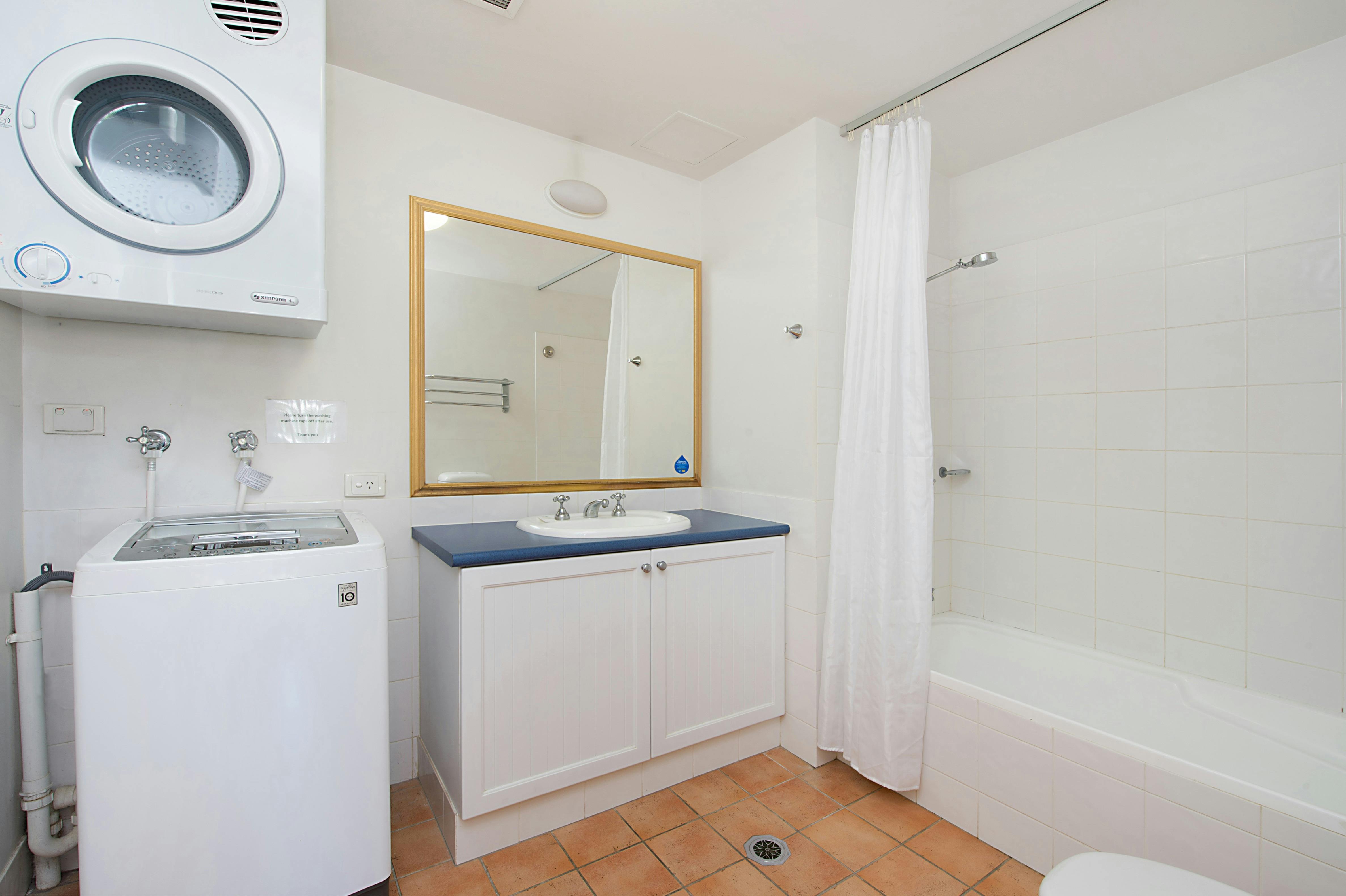 Calypso Plaza Resort Unit 146 - Coolangatta