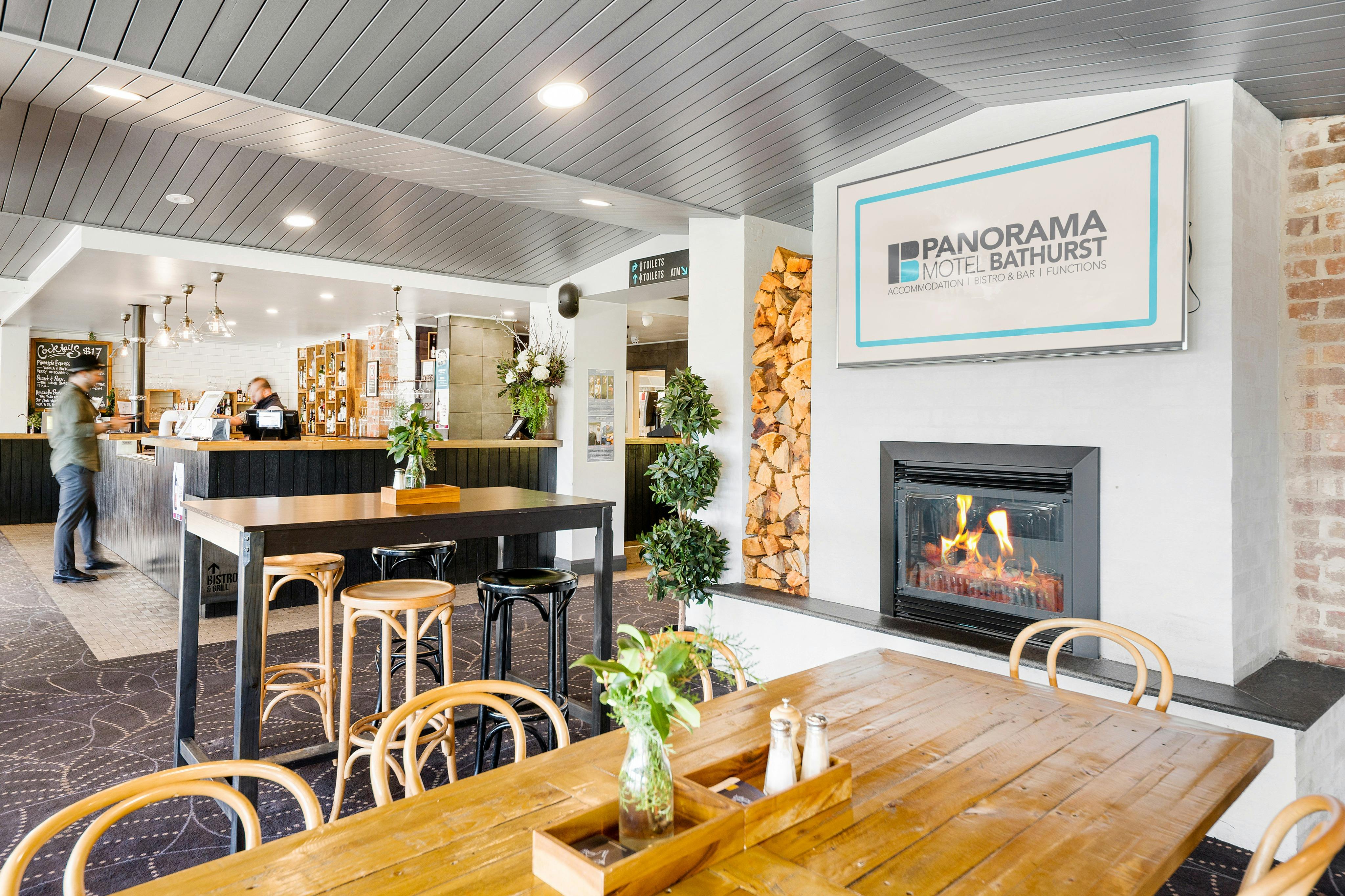 The Bistro & Bar at the Panorama Bathurst