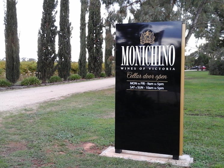 Monichino Wines Entrance