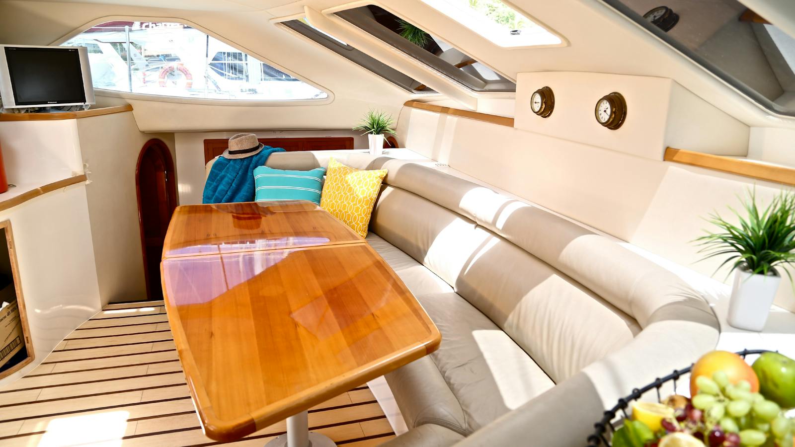 Saloon