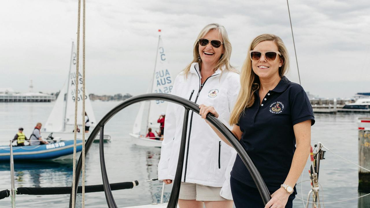 Women's Sailing