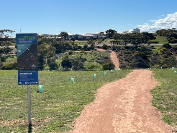 Tickera Well Trail