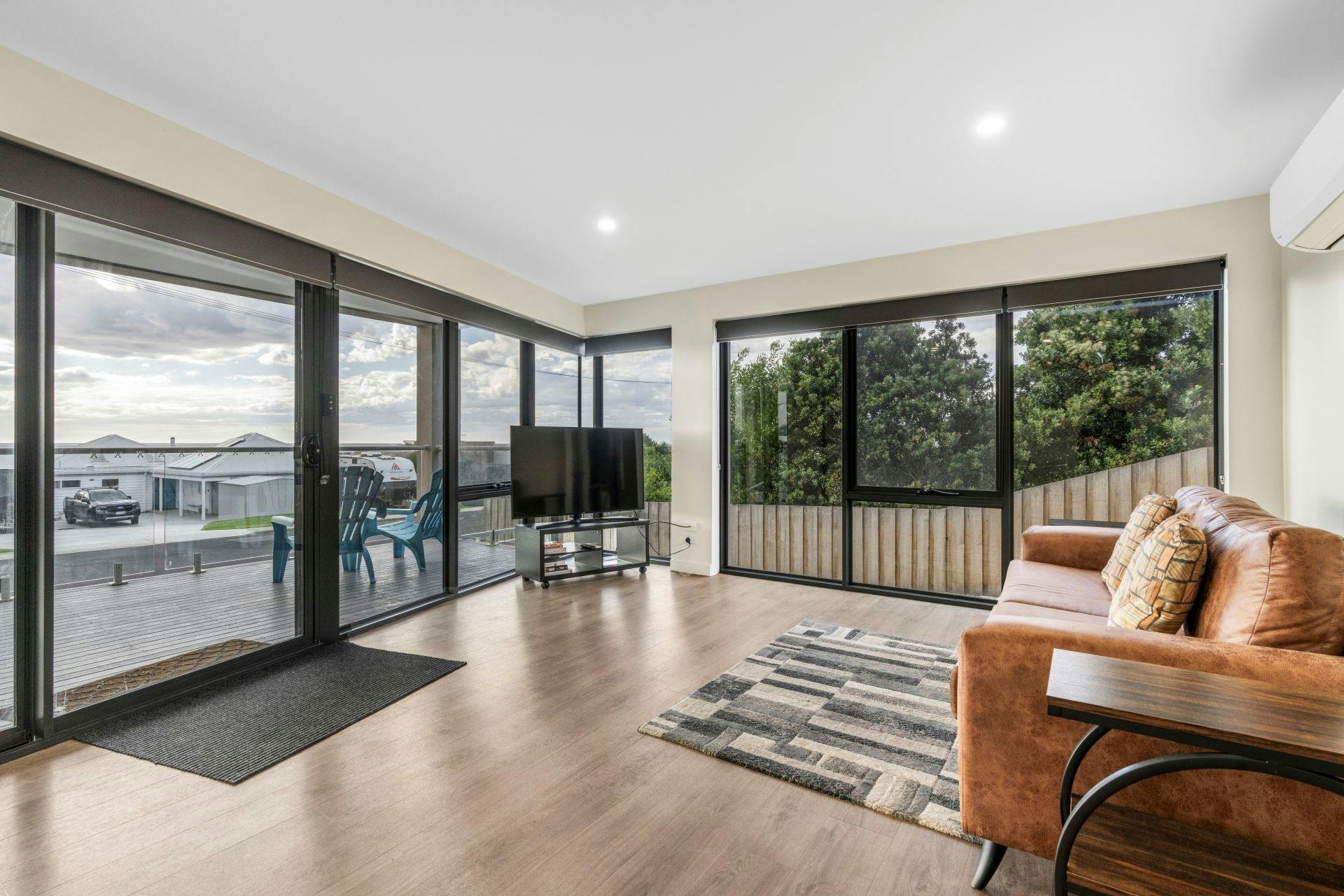 Albatross Apartments, Unit 3