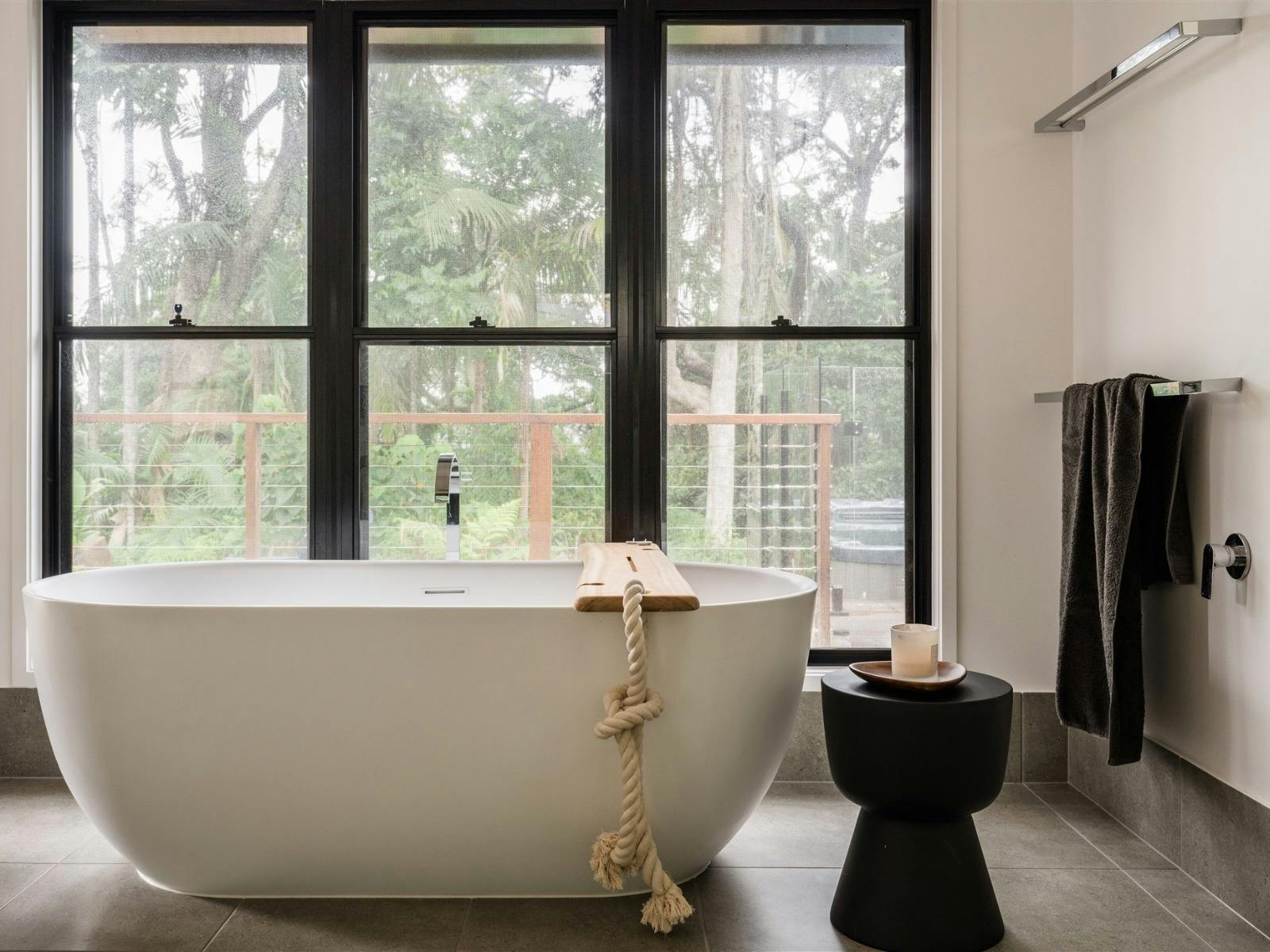 Oversized bath to relax in Oversized bath to relax in