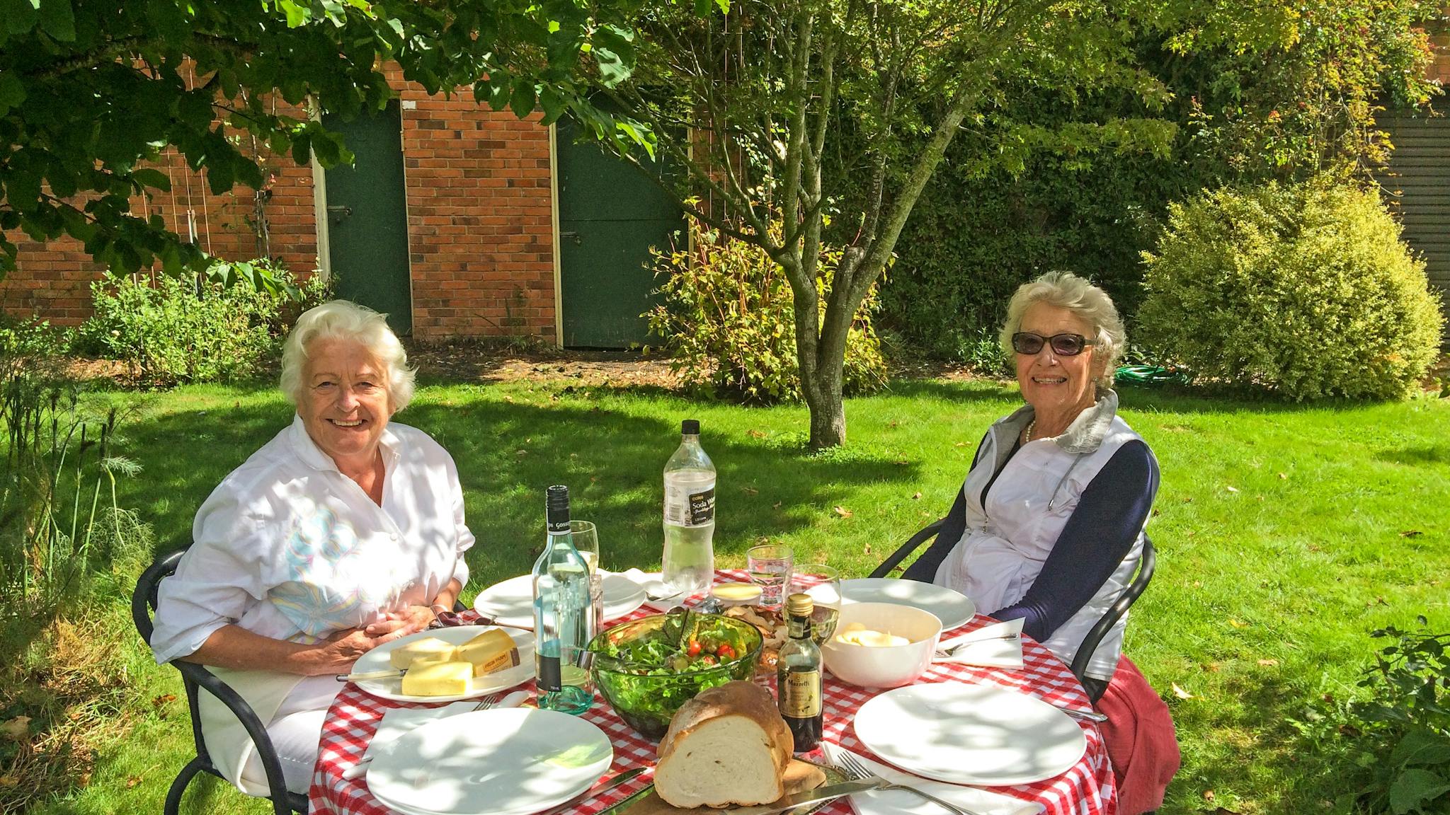 Guests enjoying the garden at The Racecourse Inn, Longford, Tasmania