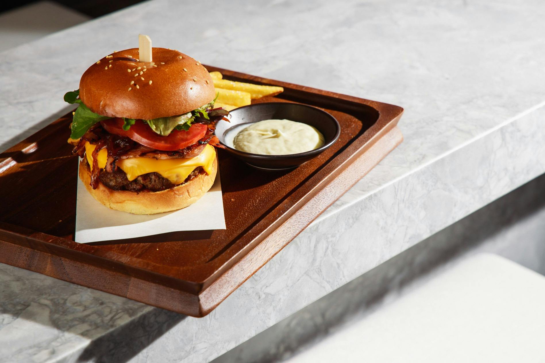 Enjoy Luna10's delicious Beef Burger