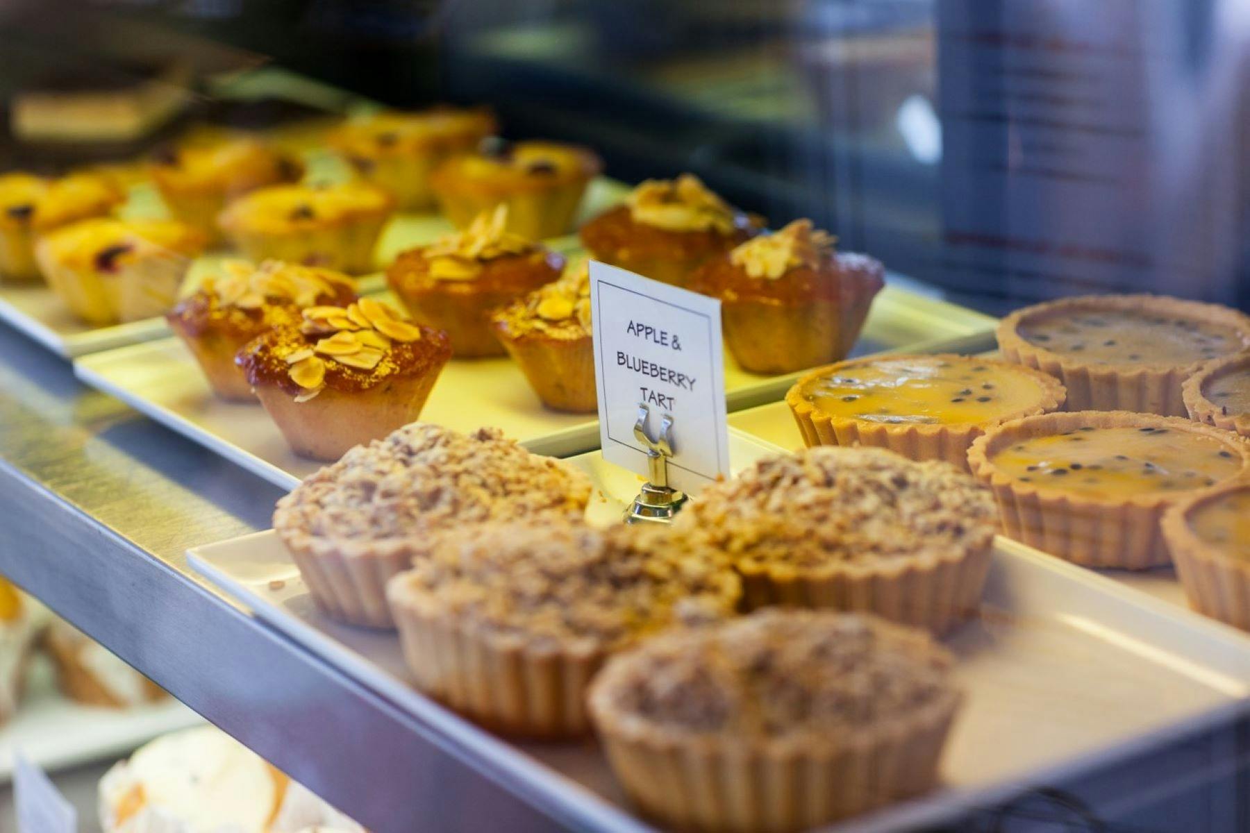 Pacinos Cafe Shellharbour - cakes